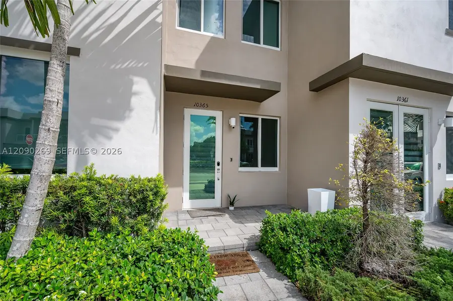 10365 NW 66th St, Doral, FL 33178 - #2
