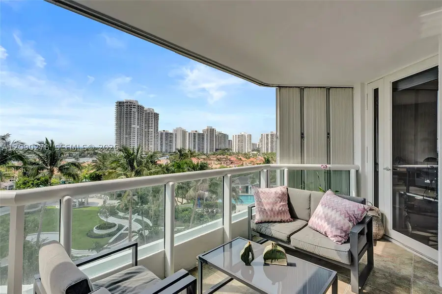 21055 Yacht Club Dr #901, Aventura, FL 33180 - #2