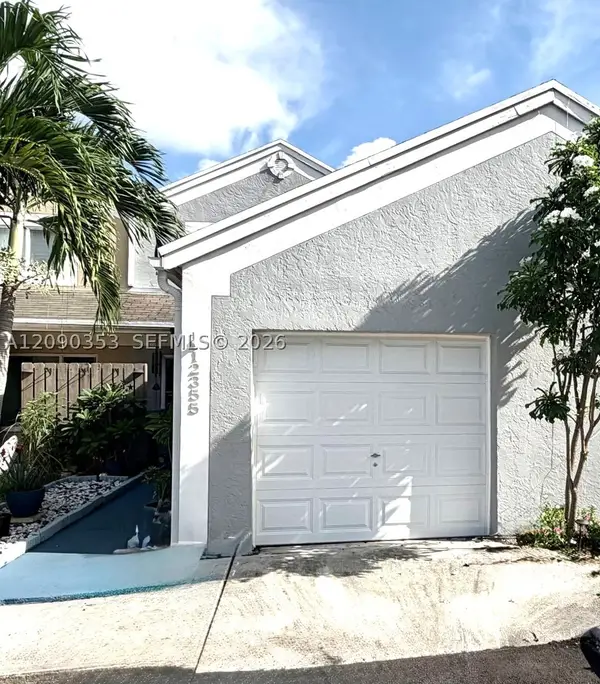 12355 NW 15th St #12355, Pembroke Pines, FL 33026