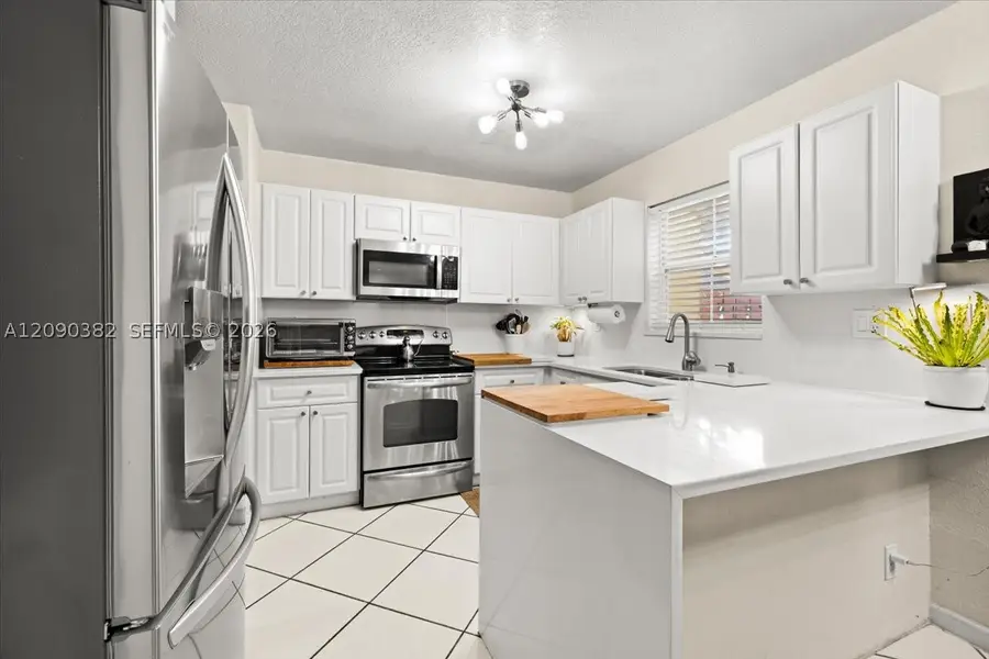 195 Sable Palm Way, Davie, FL 33325 - #2