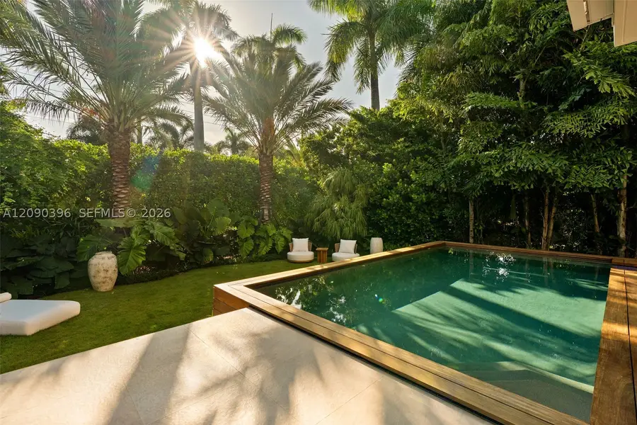 5701 N Bay Rd, Miami Beach, FL 33140 - #3