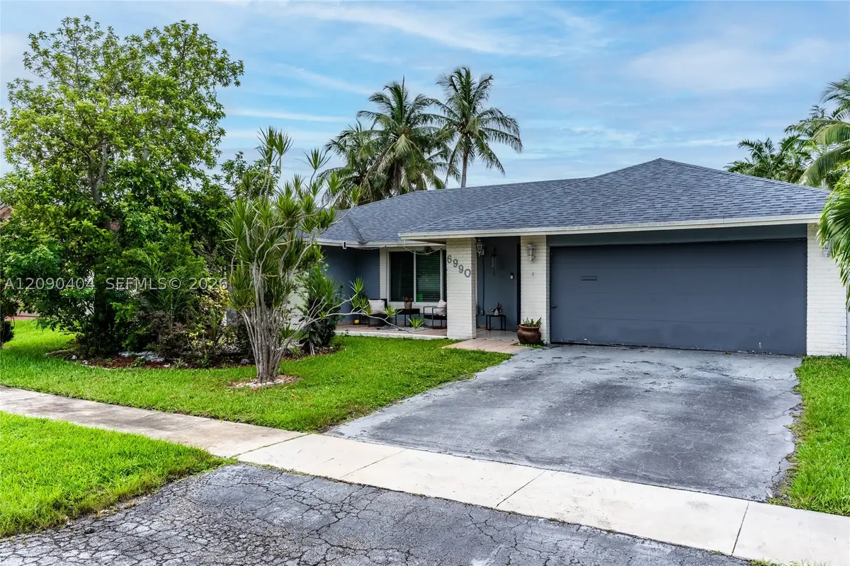 6990 NW 23rd St, Margate, FL 33063 - #1