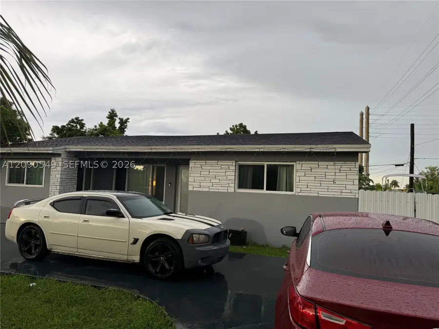 6401 Dewey St, Hollywood, FL 33023 - #3