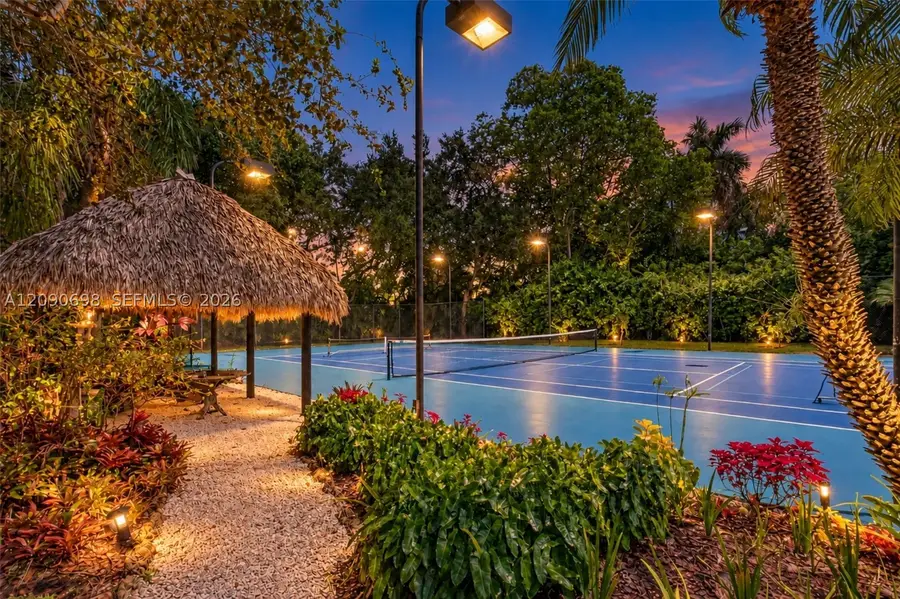 6915 SW 101st St, Pinecrest, FL 33156 - #2