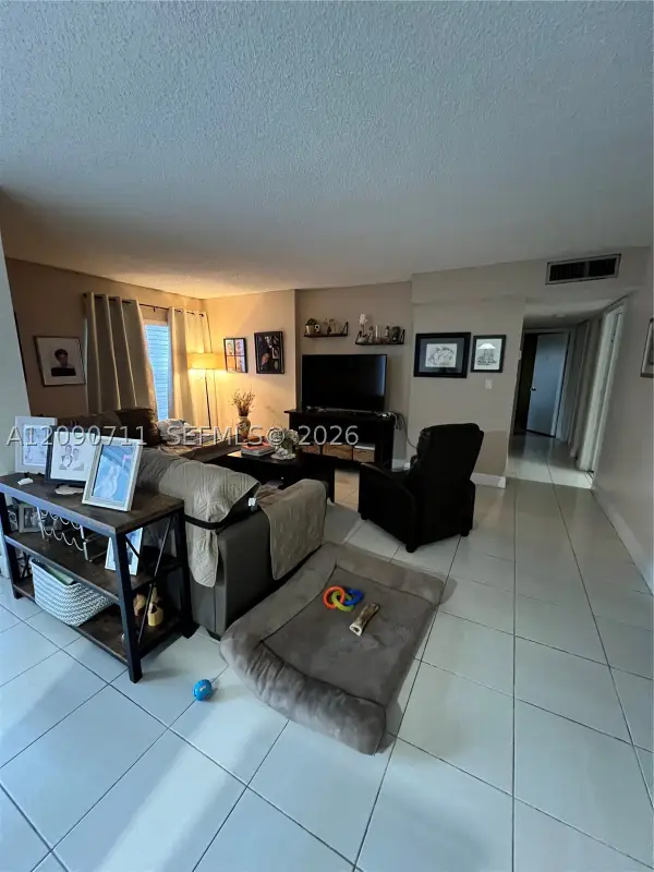 13870 SW 62nd St #310, Miami, FL 33183