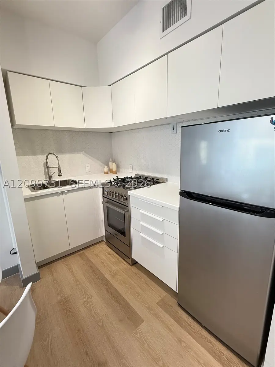 1320 Drexel Ave #302, Miami Beach, FL 33139 - #2