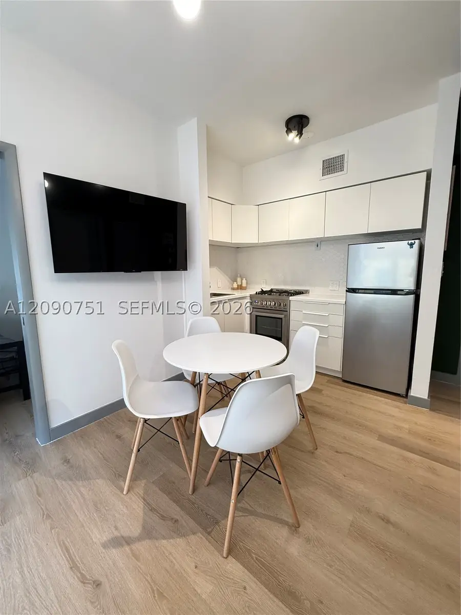 1320 Drexel Ave #302, Miami Beach, FL 33139 - #3