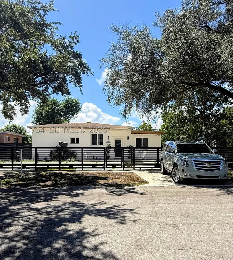 1560 NW 124th St, North Miami, FL 33167 - #2