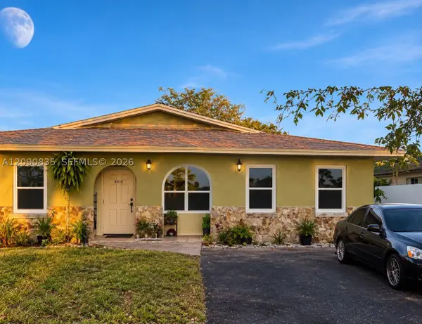 4610 SW 43rd Ter, Dania Beach, FL 33314