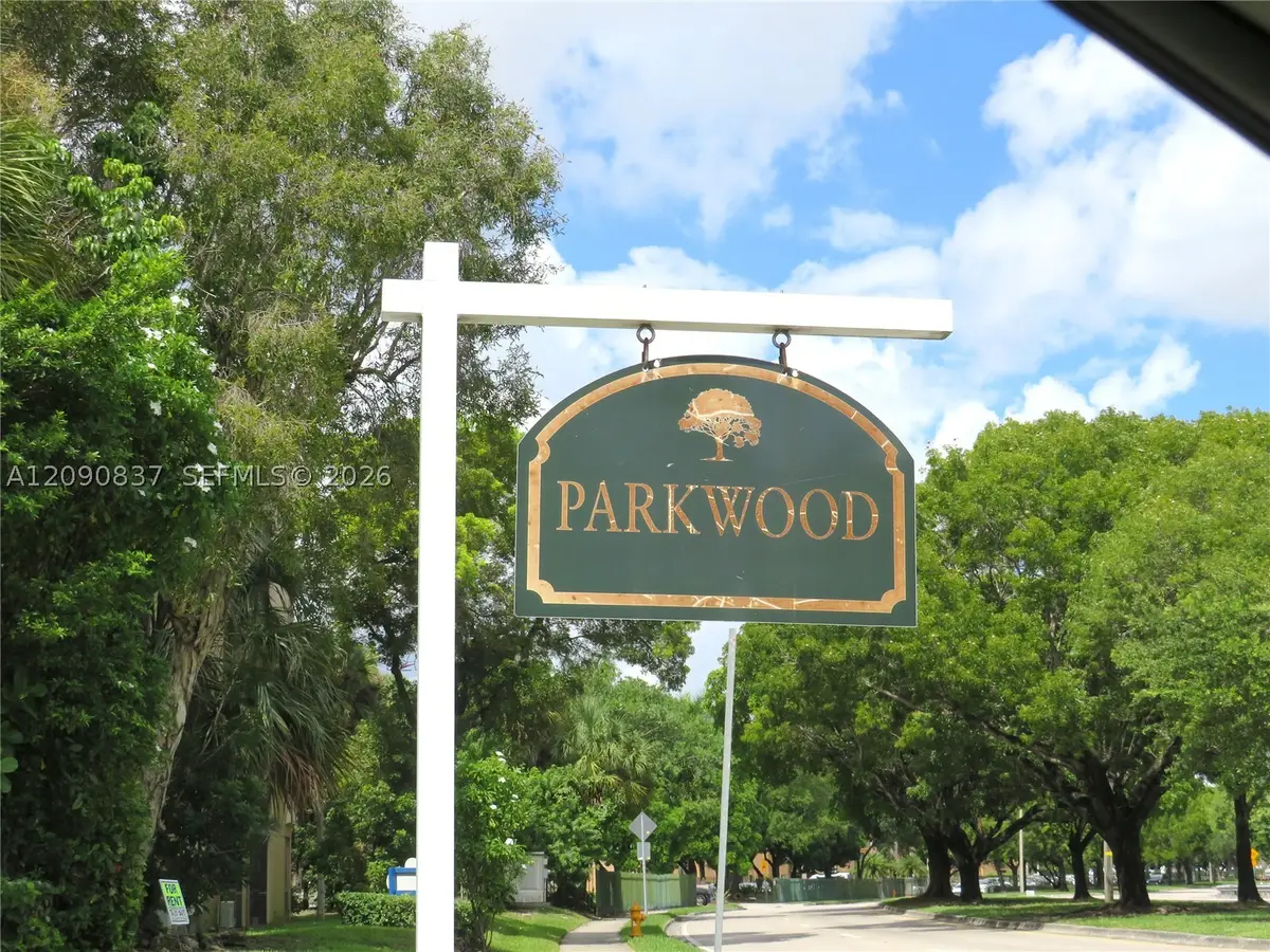 9270 Fontainebleau Blvd #203, Miami, FL 33172 - #1
