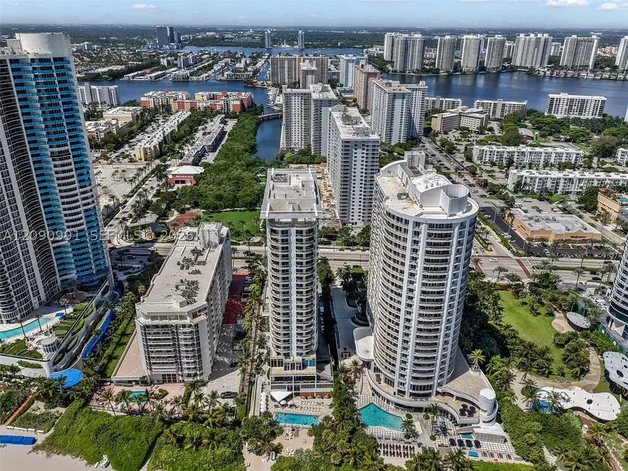 17375 Collins Ave #2305, Sunny Isles Beach, FL 33160 - #3