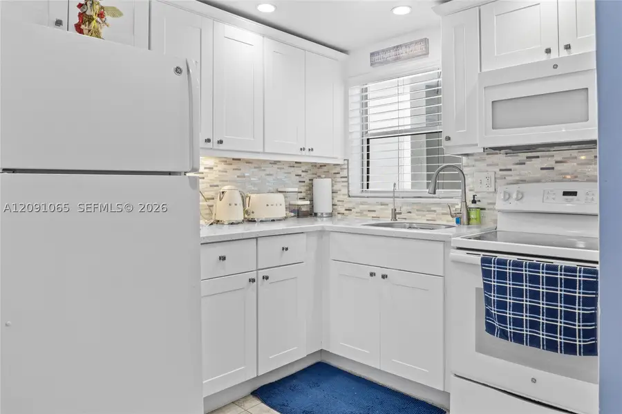1720 Jefferson St #407, Hollywood, FL 33020 - #2