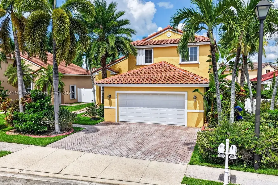 18611 NW 11th St, Pembroke Pines, FL 33029 - #2
