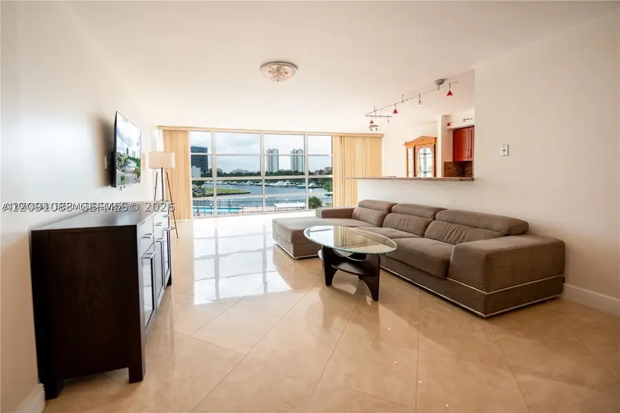 2000 Atlantic Shores Blvd #420, Hallandale Beach, FL 33009 - #2