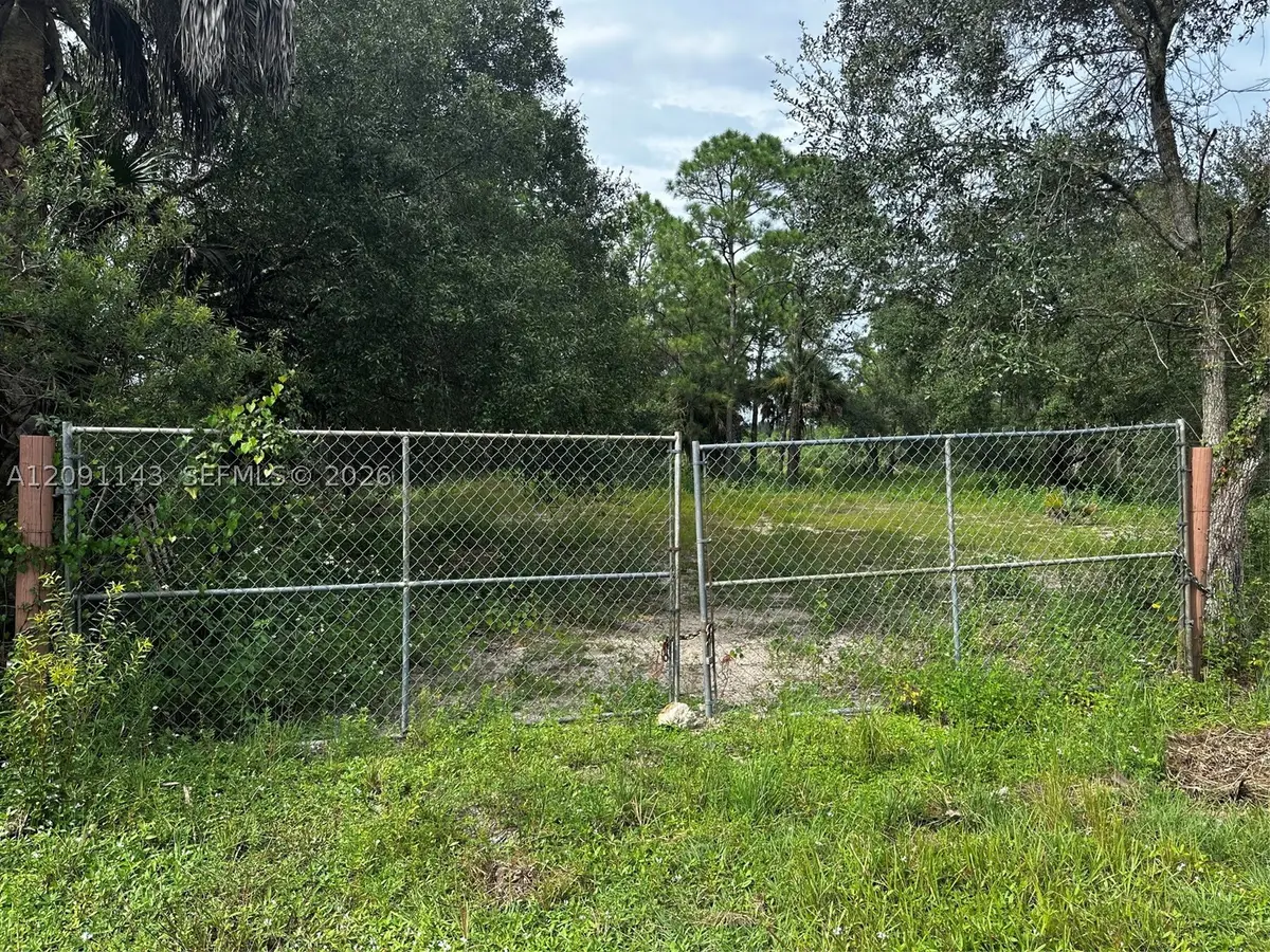 123 Pine Lake Ave, Clewiston, FL 33440 - #1