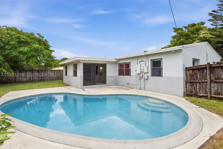 6528 SW 26th St, Miramar, FL 33023 - #2