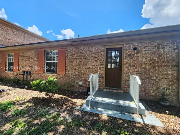 416 Banyon Tree Circle #108, Other, FL 32751