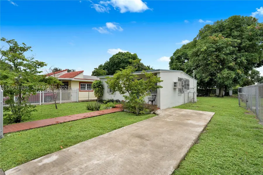 3170 NW 97th St, Miami, FL 33147 - #2