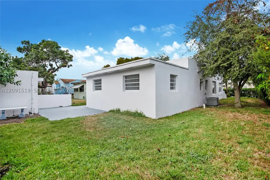 522 NW 47th Ter, Miami, FL 33127 - #2