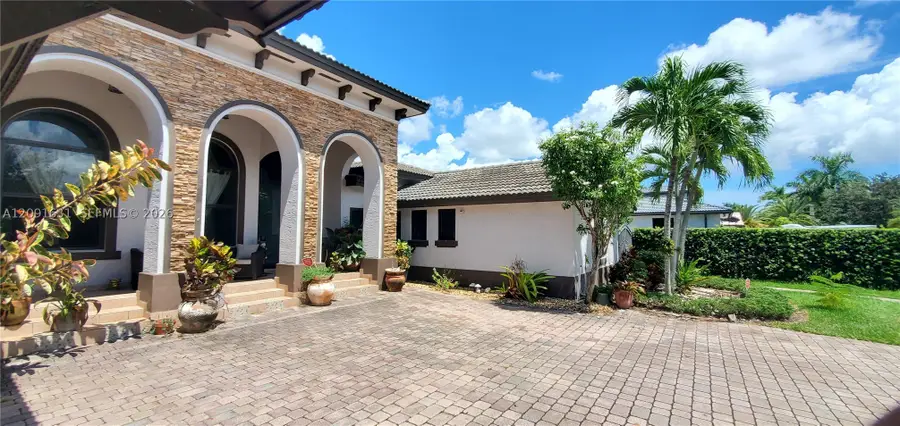 12965 SW 197th St, Miami, FL 33177 - #3