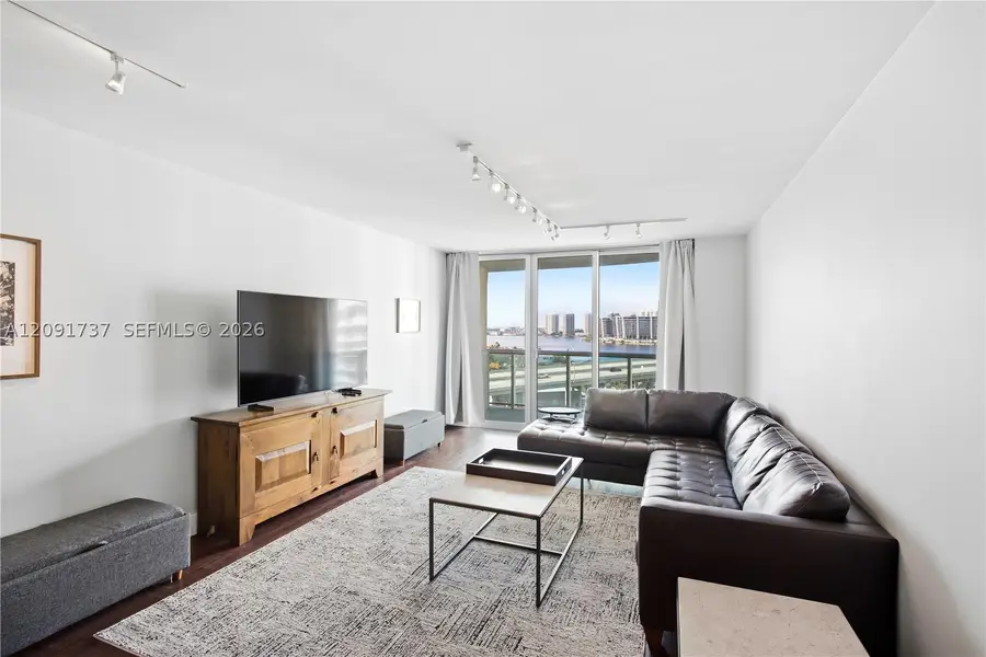 19380 Collins Ave #1219, Sunny Isles Beach, FL 33160 - #2