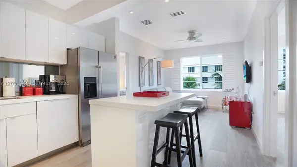 1460 Ocean Dr #407, Miami Beach, FL 33139