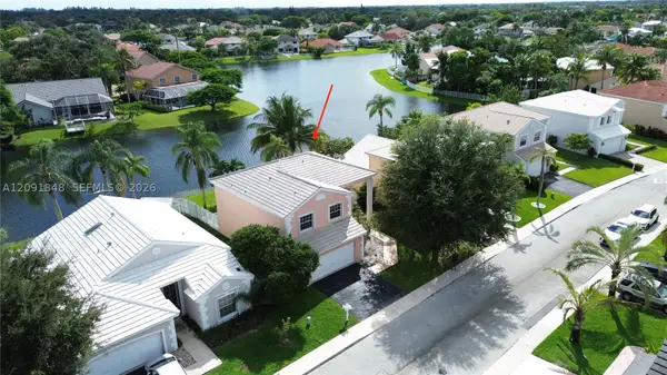 13950 Oak Ridge Dr, Davie, FL 33325