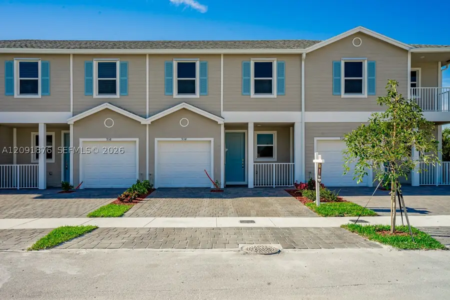 934 SE 19th St, Homestead, FL 33034 - #2