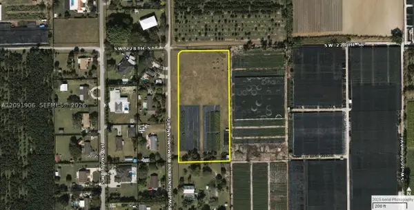 172 AVE SW 228 St, Homestead, FL 33170