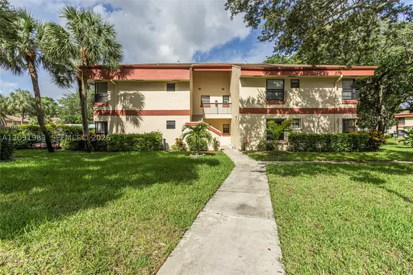 4161 S Carambola Cir S #2158, Coconut Creek, FL 33066
