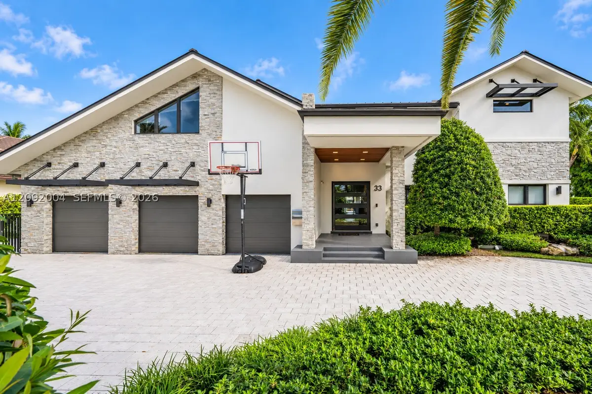33 Pelican Dr, Fort Lauderdale, FL 33301 - #1