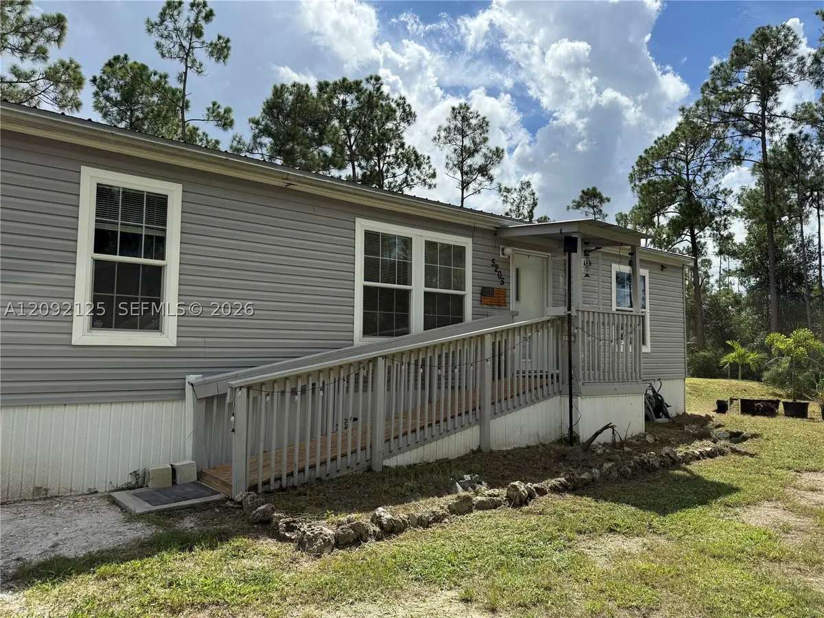 5205 Pioneer 21st St, Clewiston, FL 33440 - #1