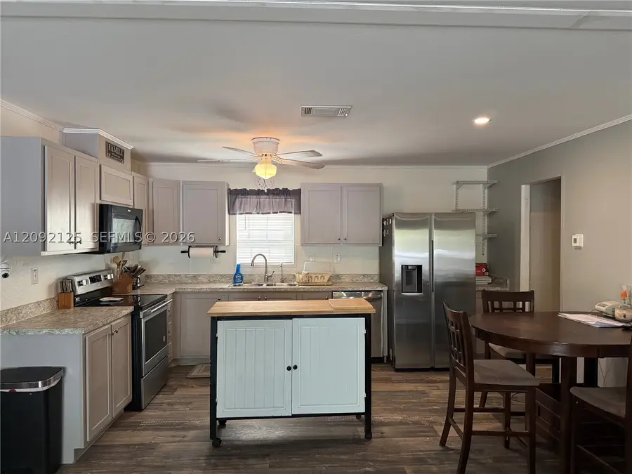 5205 Pioneer 21st St, Clewiston, FL 33440 - #3