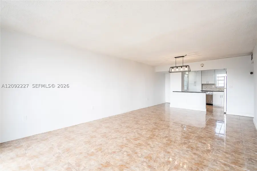 7850 Byron Ave #207, Miami Beach, FL 33141 - #3