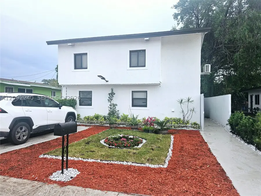 1114 NW 76th St, Miami, FL 33150 - #2