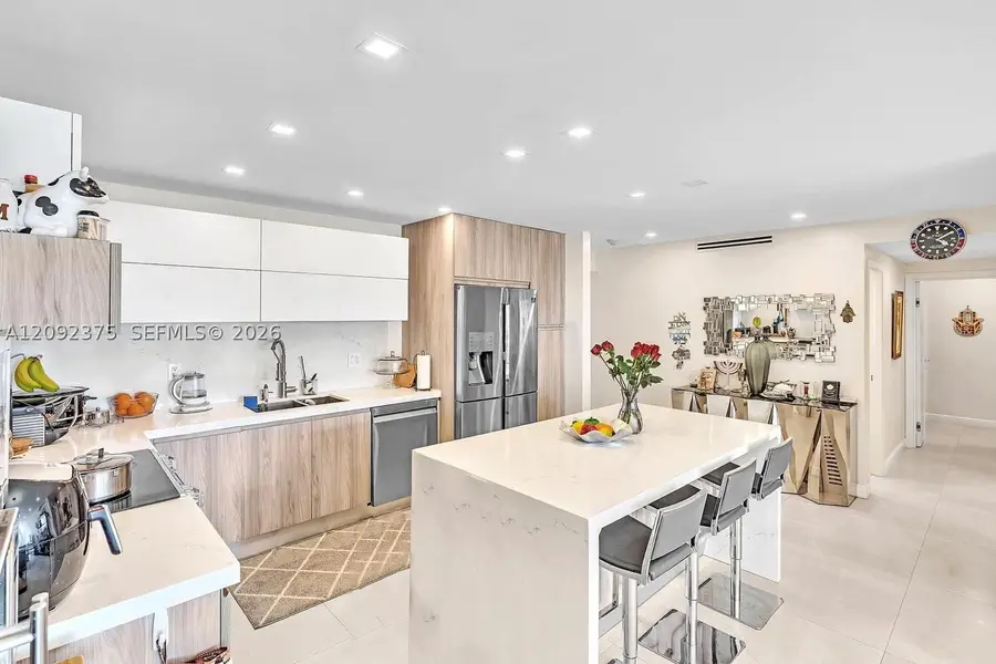 19390 Collins Ave #421, Sunny Isles Beach, FL 33160 - #2