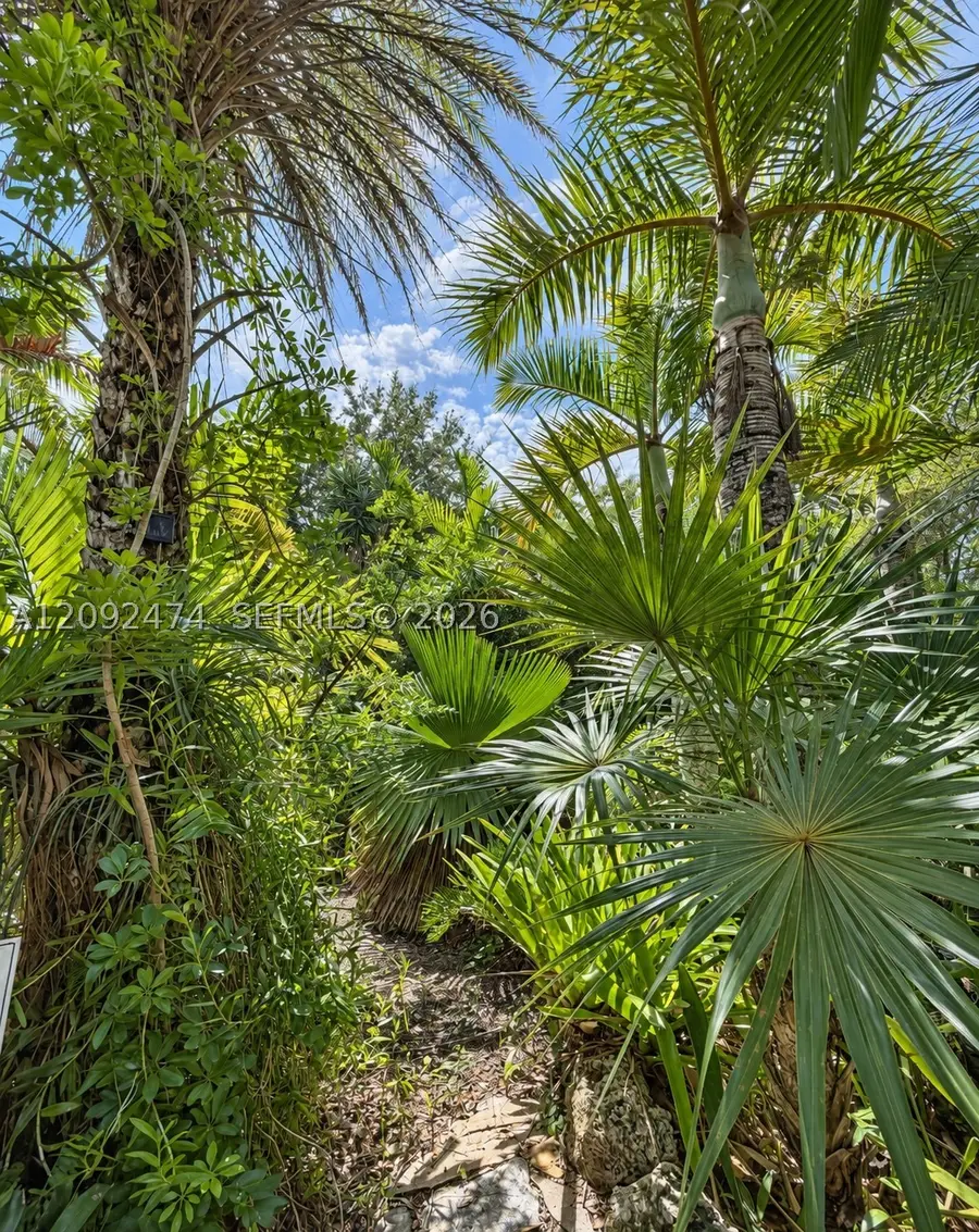 182 NW 16th St, Homestead, FL 33030 - #2