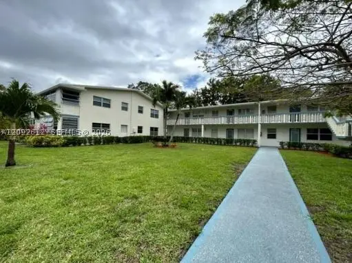 257 Tilford M #257, Deerfield Beach, FL 33442