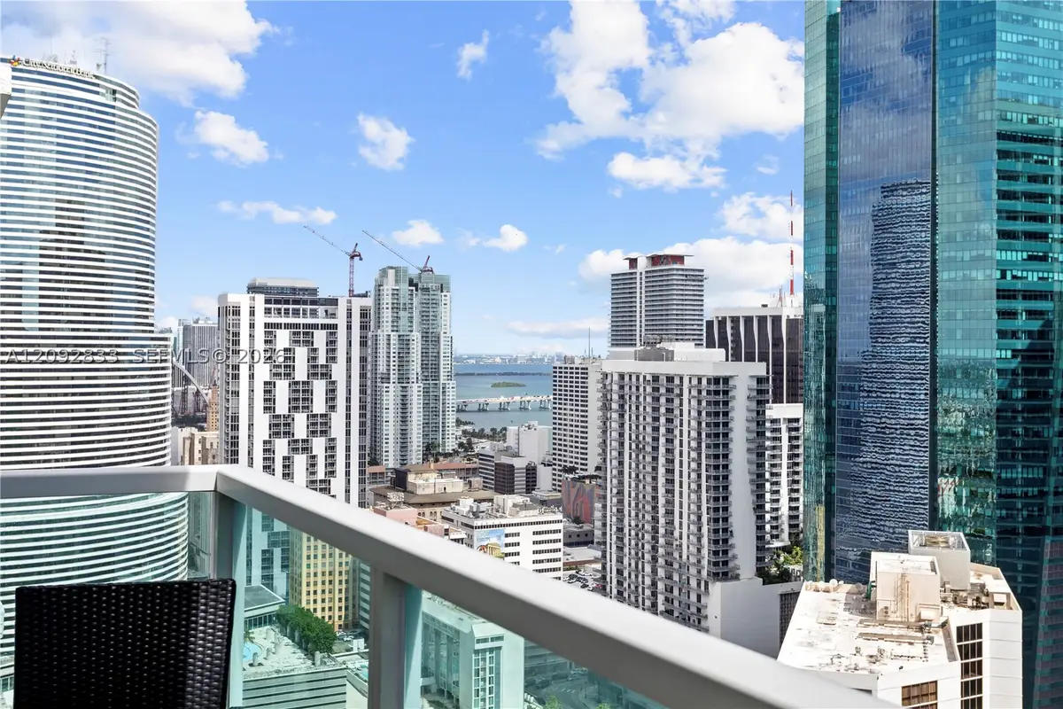 31 SE 5th St #4018, Miami, FL 33131 - #1
