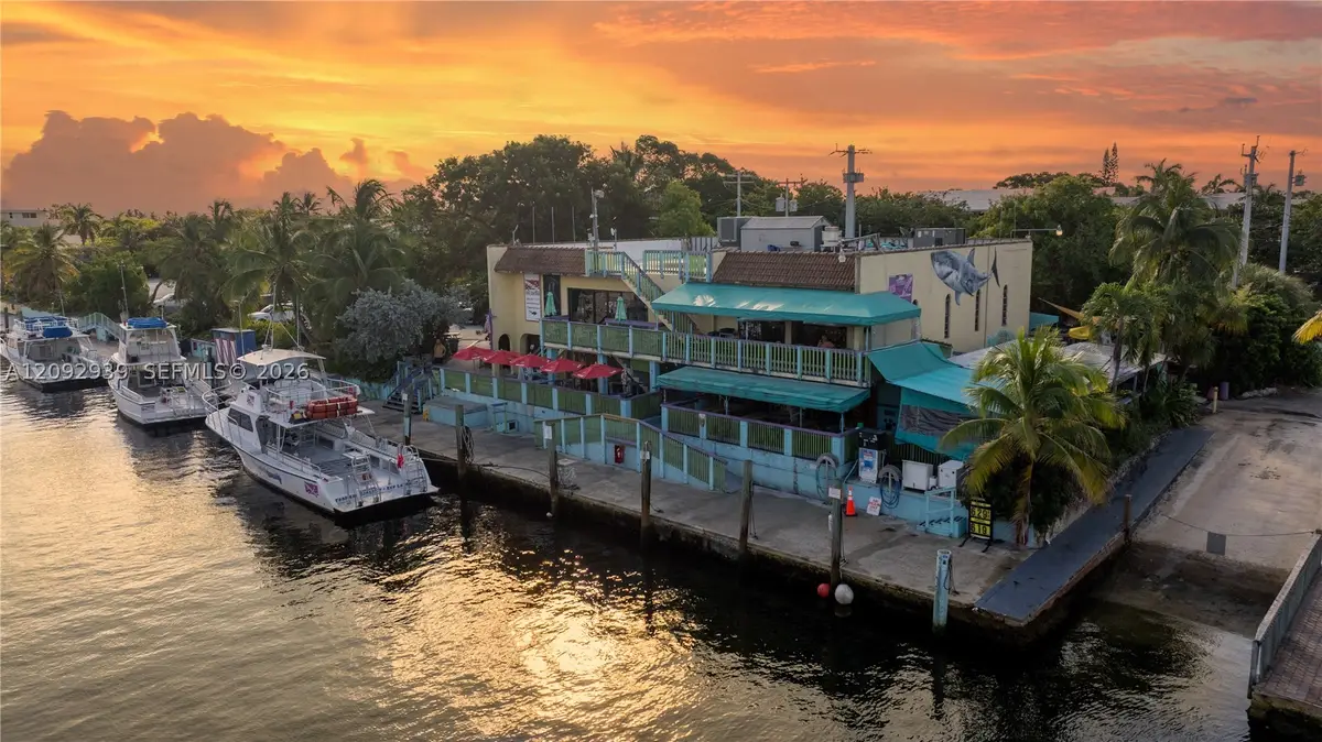 522 Caribbean Dr, Key Largo, FL 33037 - #1