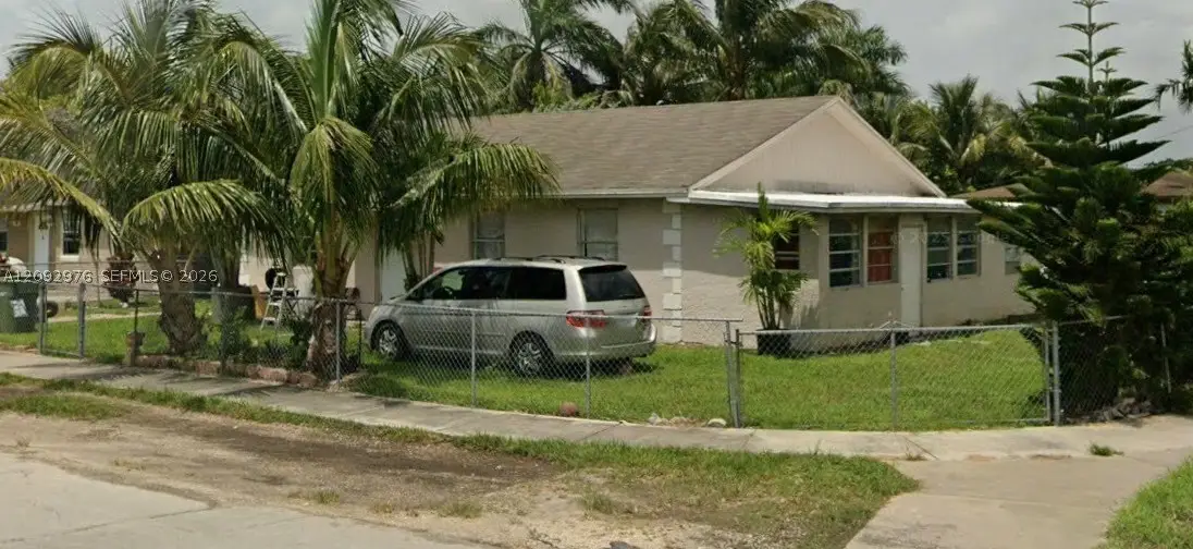 24 SW 17th Ave, Homestead, FL 33030 - #1