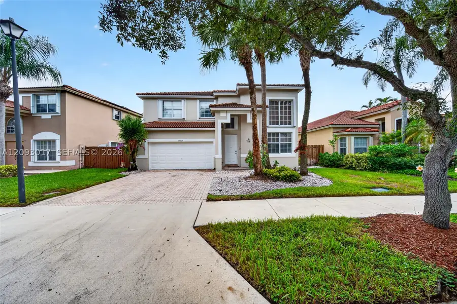 16424 Sapphire Pl, Weston, FL 33331 - #3