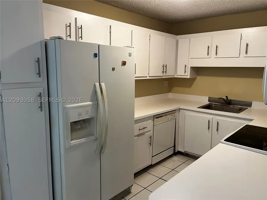 3674 NW 111th Ave, Sunrise, FL 33351 - #2