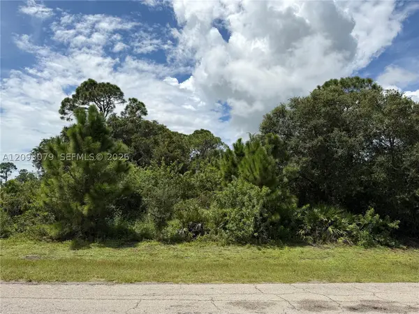 6028 Keystone Cir, La Belle, FL 33935