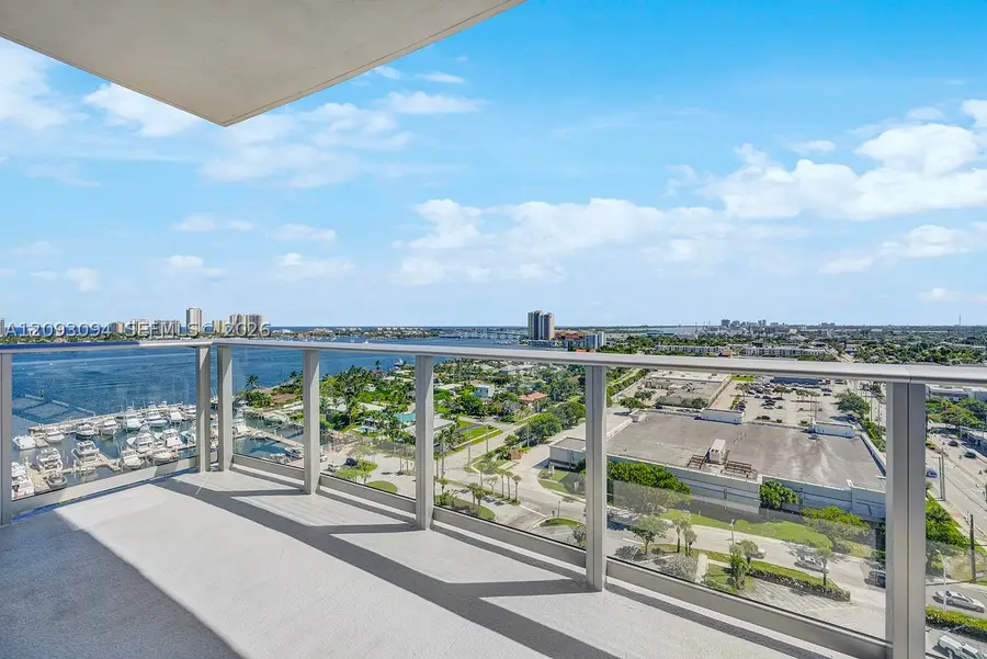 220 Lake Shore Dr #1512, West Palm Beach, FL 33403 - #2