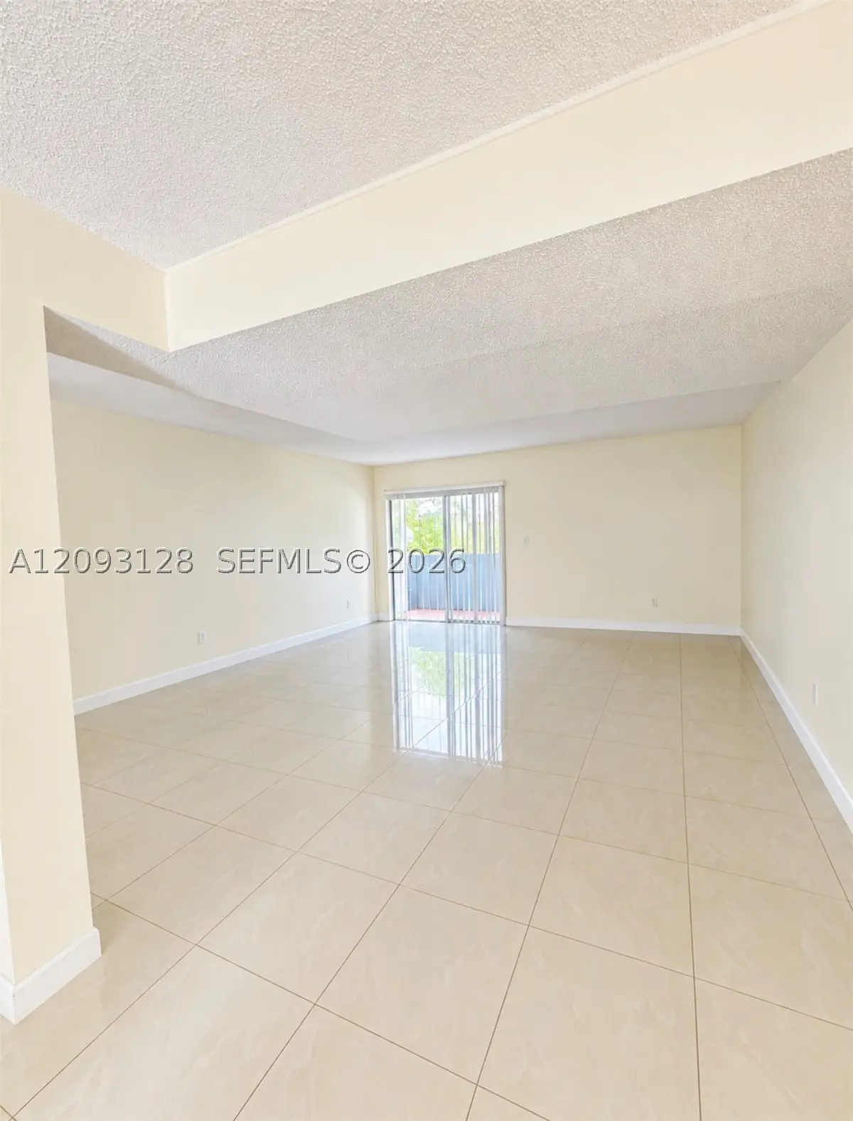 9357 Fontainebleau Blvd #D310, Miami, FL 33172 - #1