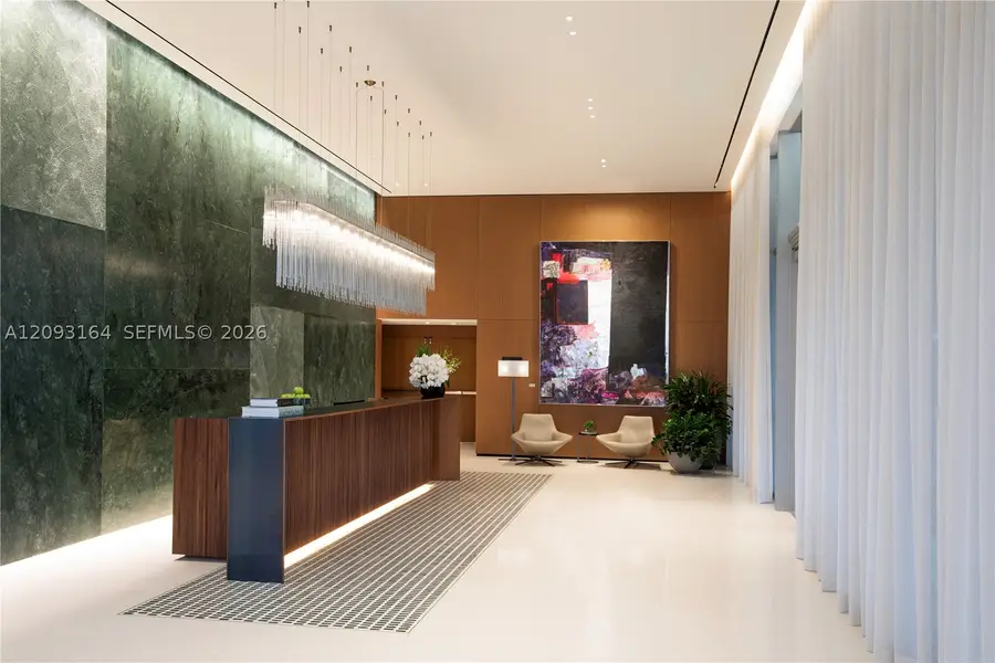 1400 Biscayne Boulevard #PH-5302, Miami, FL 33132 - #3