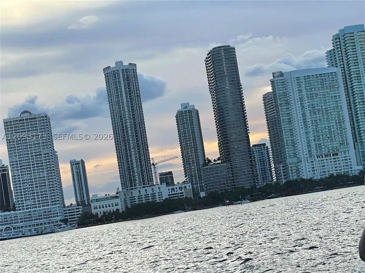 1750 N Bayshore Dr #2810, Miami, FL 33132 - #1