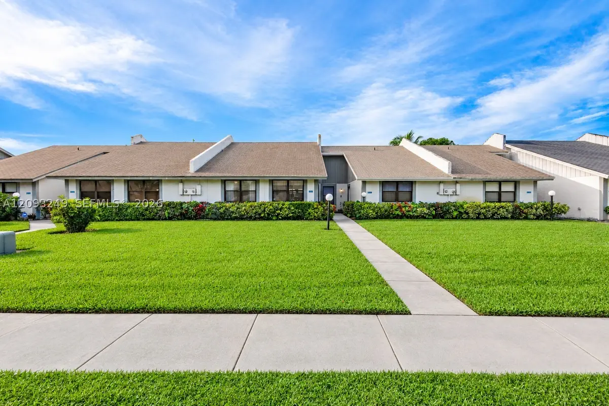 6064 NW 3rd St, Margate, FL 33063 - #1