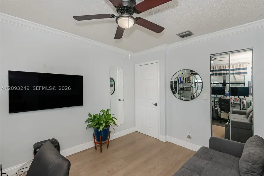 6064 NW 3rd St, Margate, FL 33063 - #2